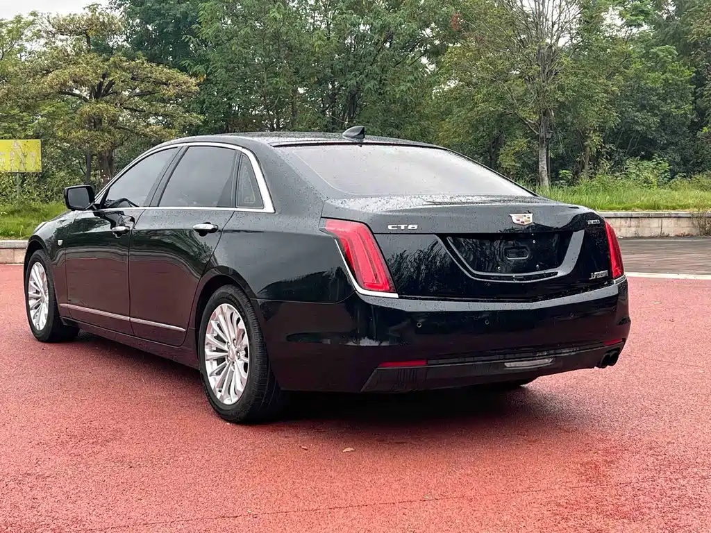 Cadillac CT6 — фото 4