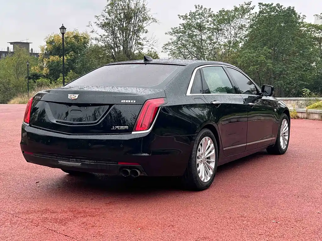 Cadillac CT6 — фото 6