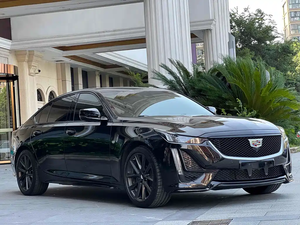Cadillac CT5 — фото 3