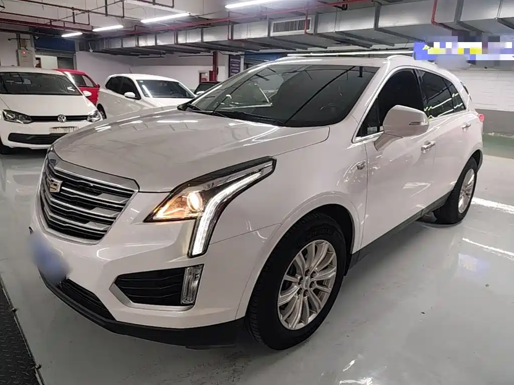 Cadillac XT5 — фото 2