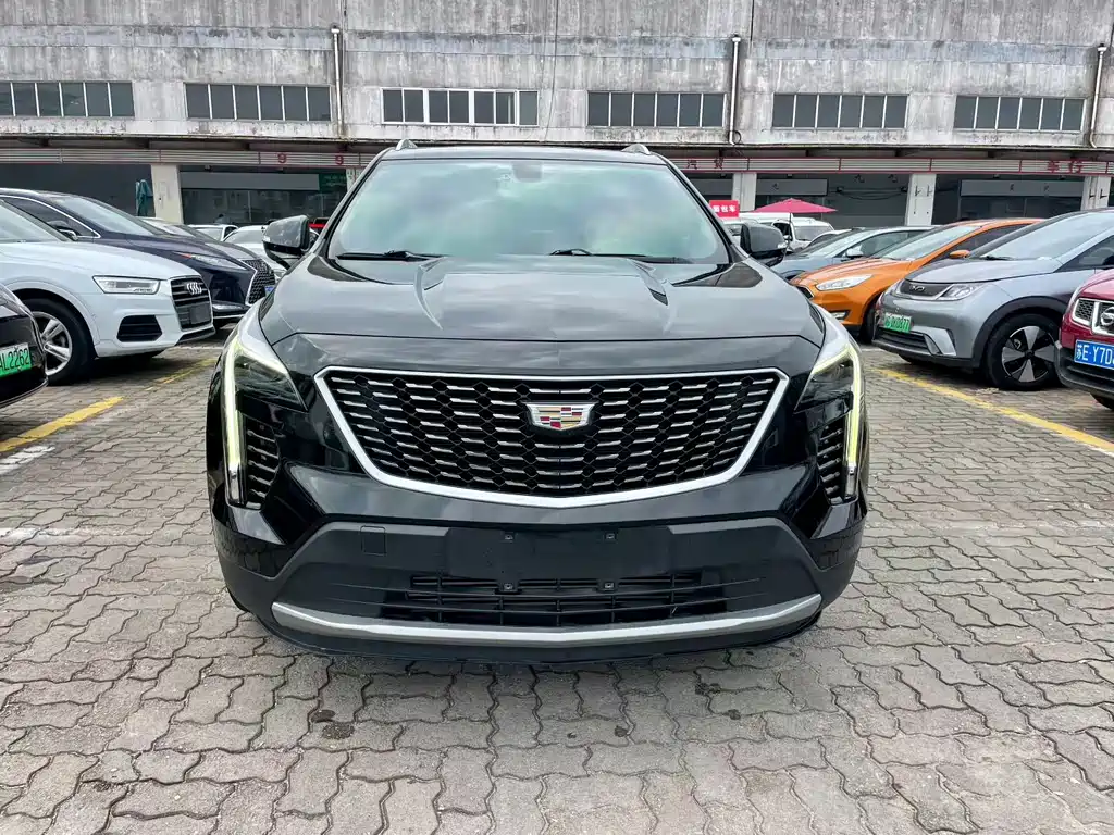 Cadillac XT4 — фото 2