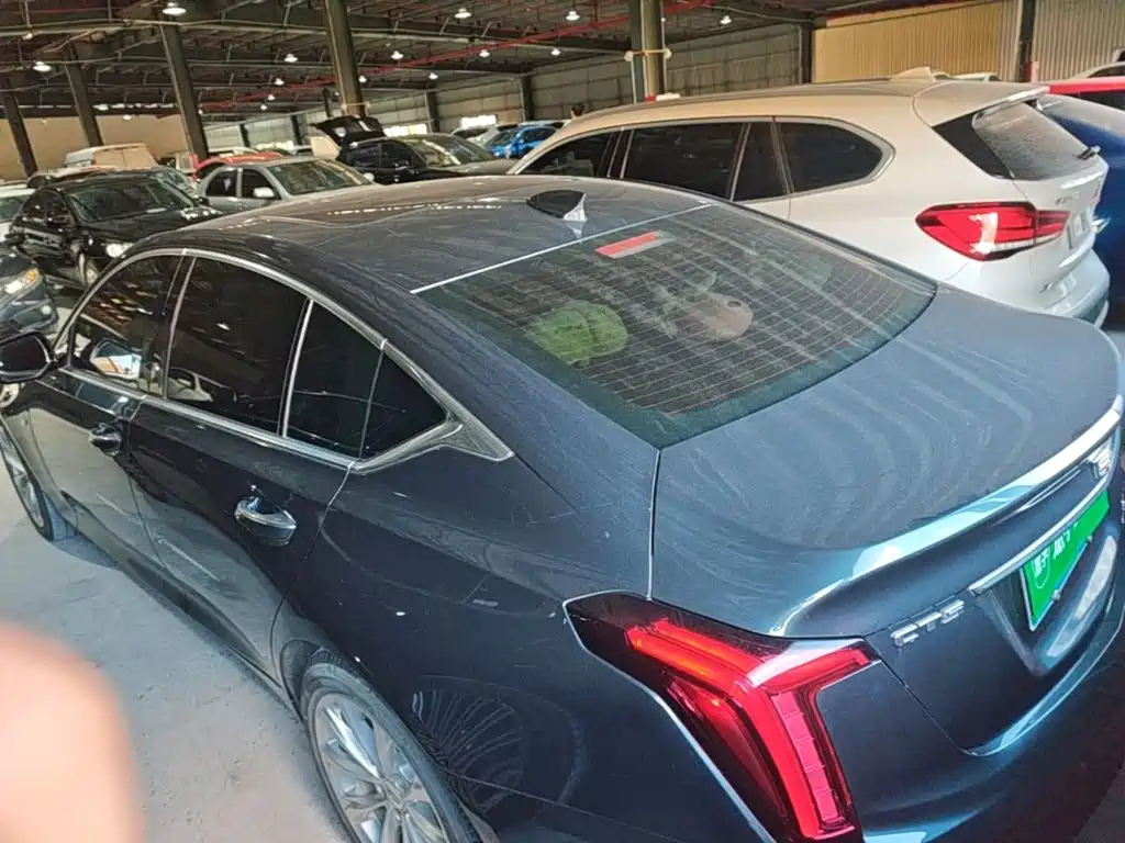 Cadillac CT5 — фото 4