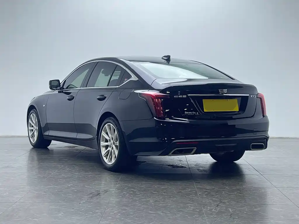 Cadillac CT5 — фото 6