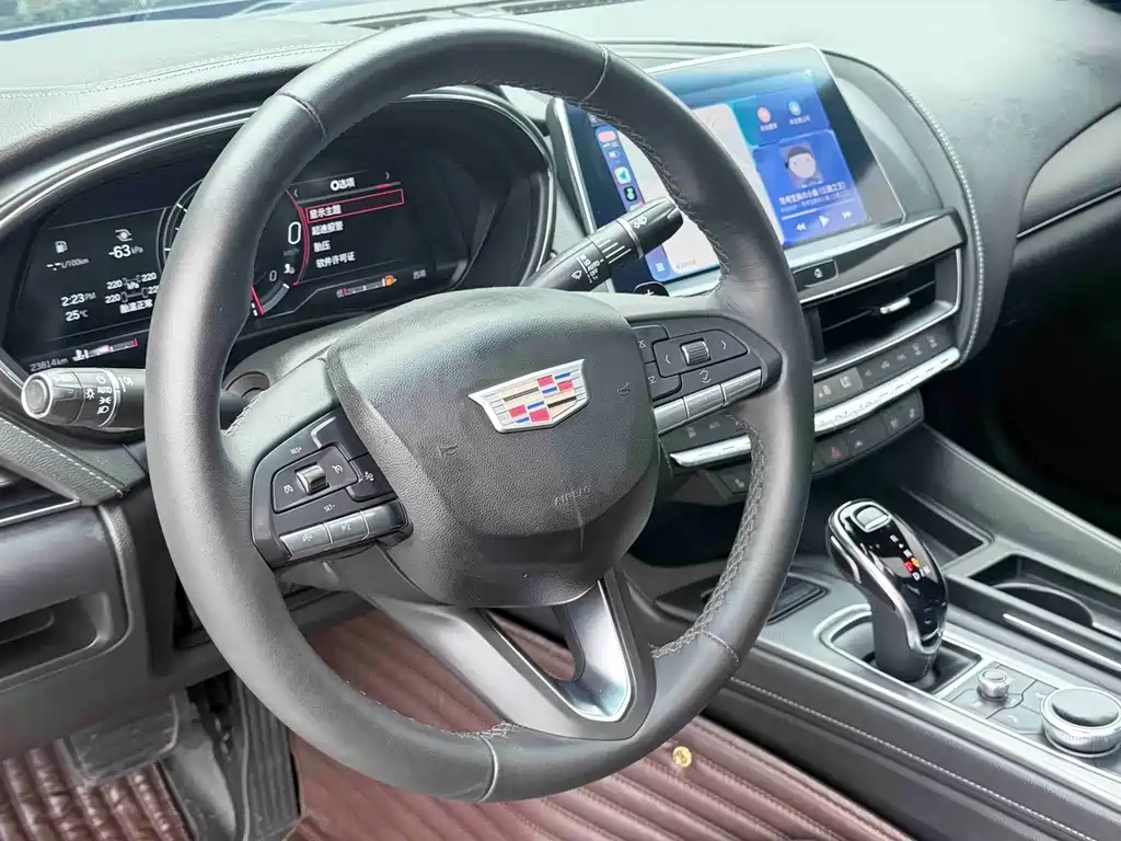 Cadillac CT5 — фото 4