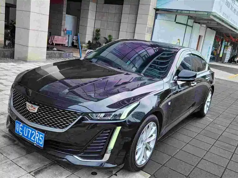Cadillac CT5 — фото 2
