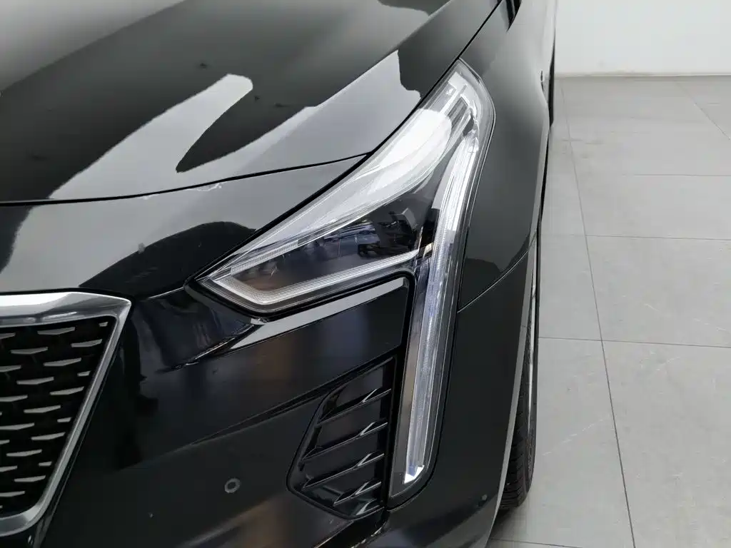 Cadillac CT6 — фото 7