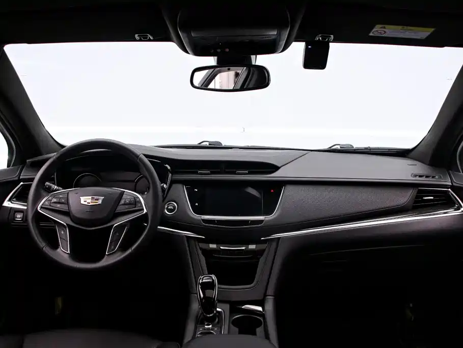 Cadillac XT5 — фото 5