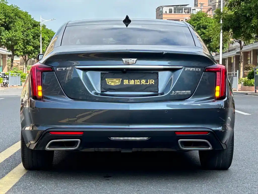 Cadillac CT5 — фото 6