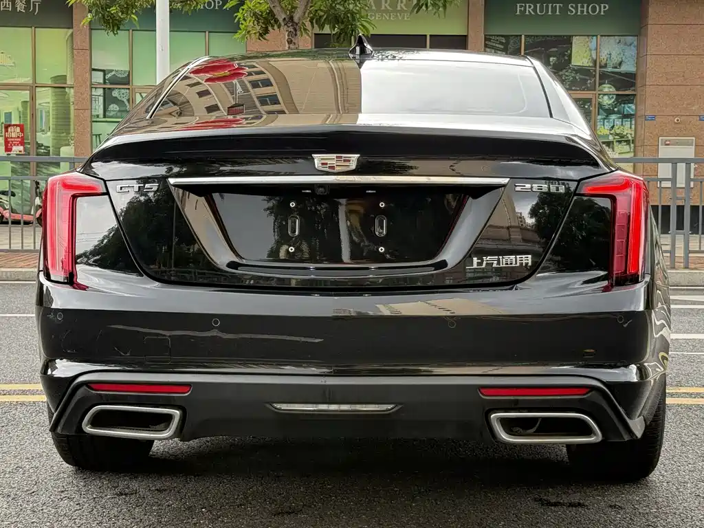 Cadillac CT5 — фото 4