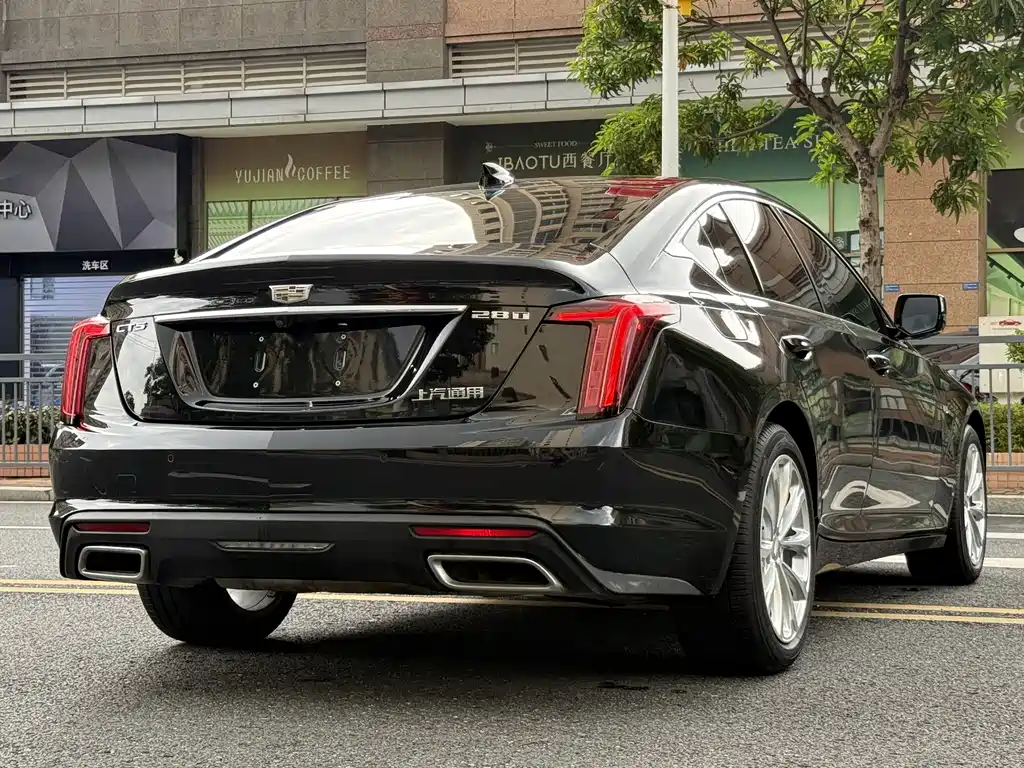 Cadillac CT5 — фото 5
