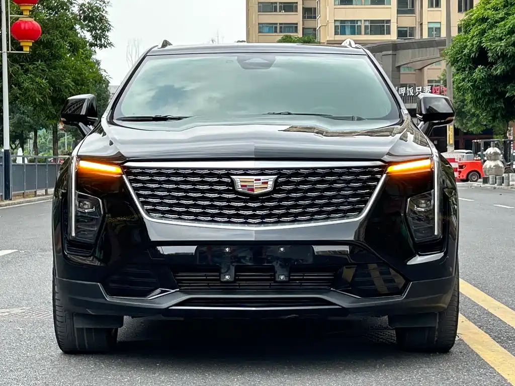 Cadillac XT4 — фото 2