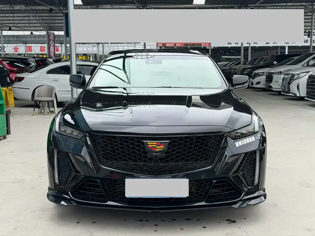 Cadillac CT5 — фото 2