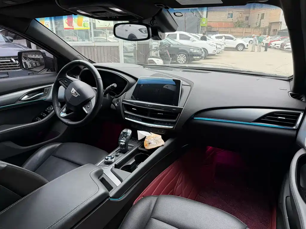 Cadillac CT5 — фото 6