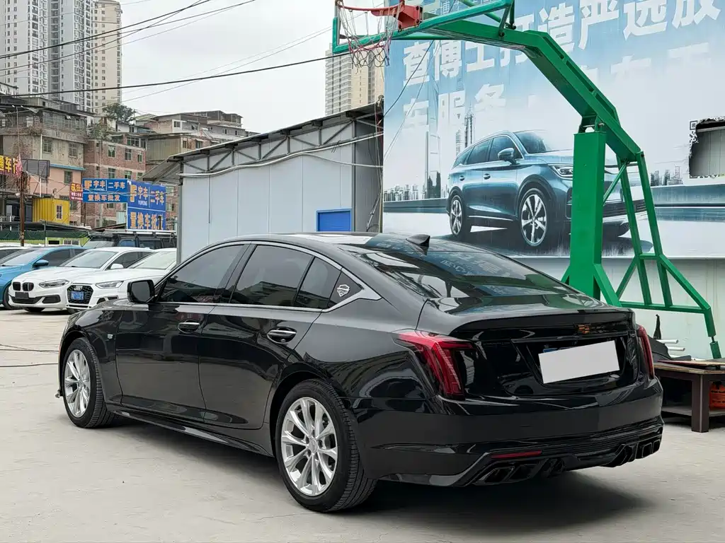 Cadillac CT5 — фото 7