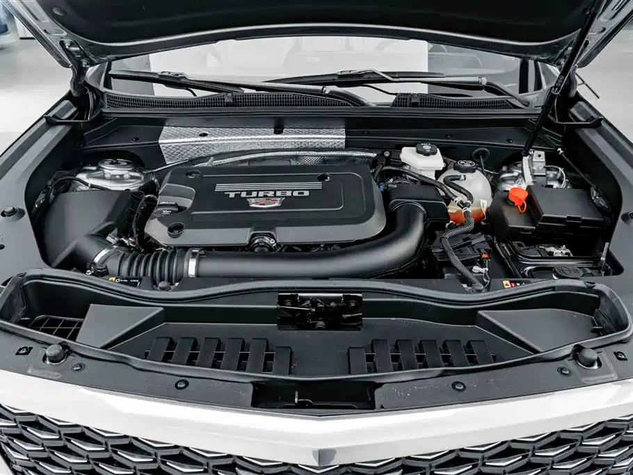 Cadillac XT4 — фото 23