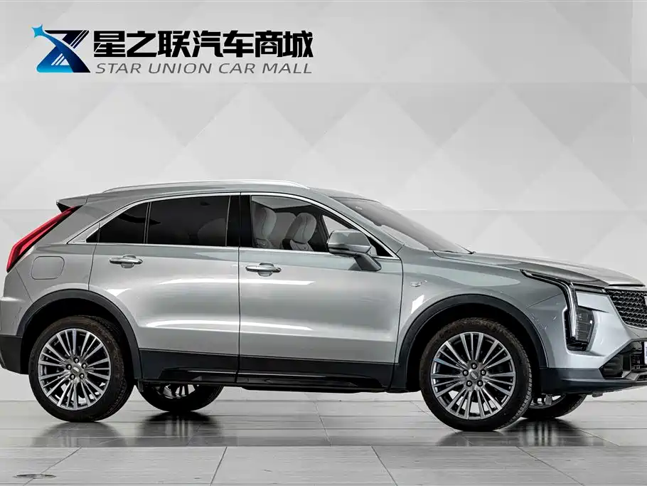 Cadillac XT4 — фото 5