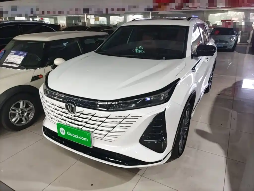 Changan CS75 PLUS — фото 2