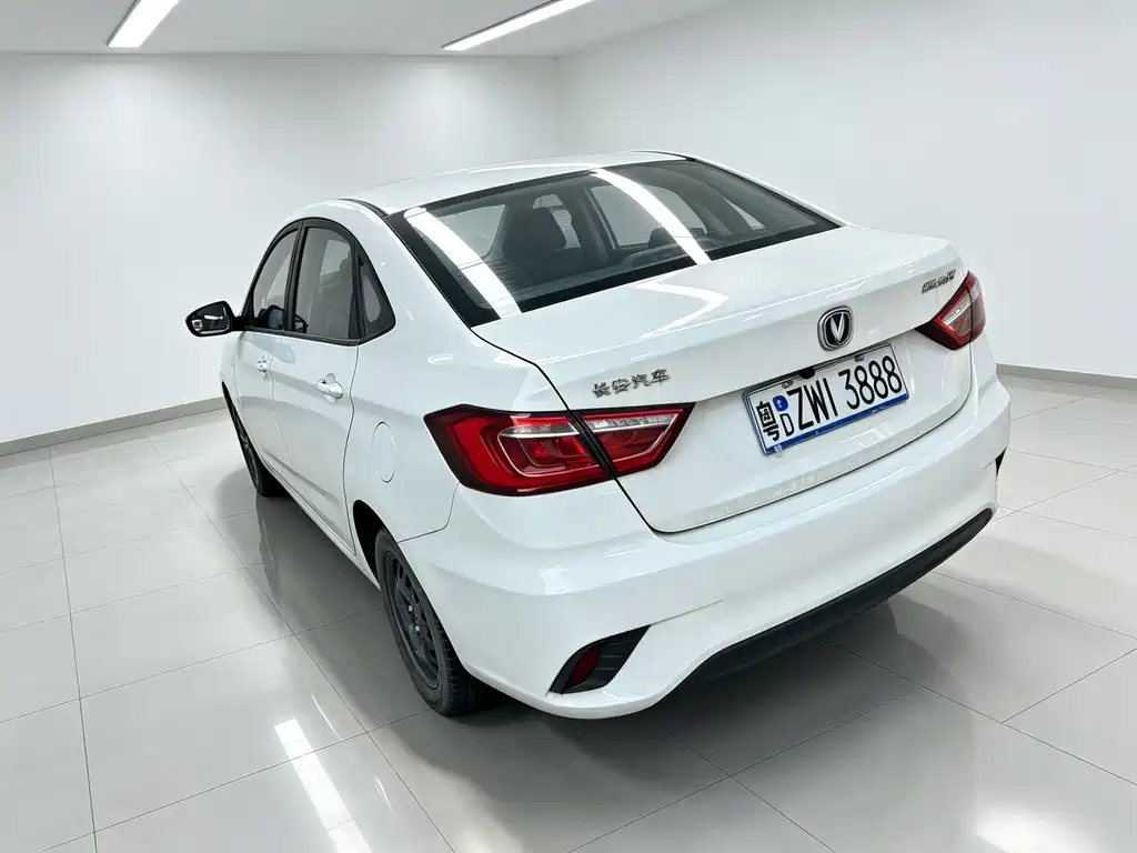 Changan Eado DT — фото 7
