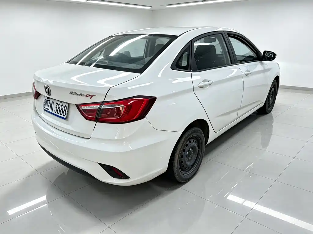 Changan Eado DT — фото 8