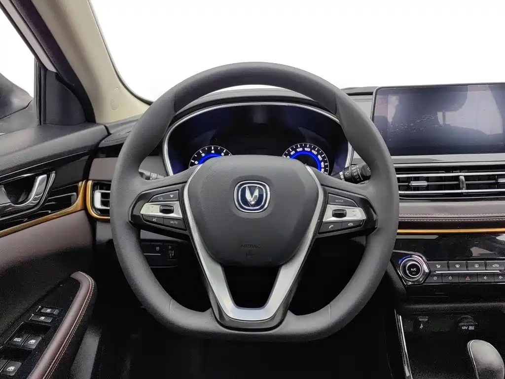 Changan Eado DT — фото 11