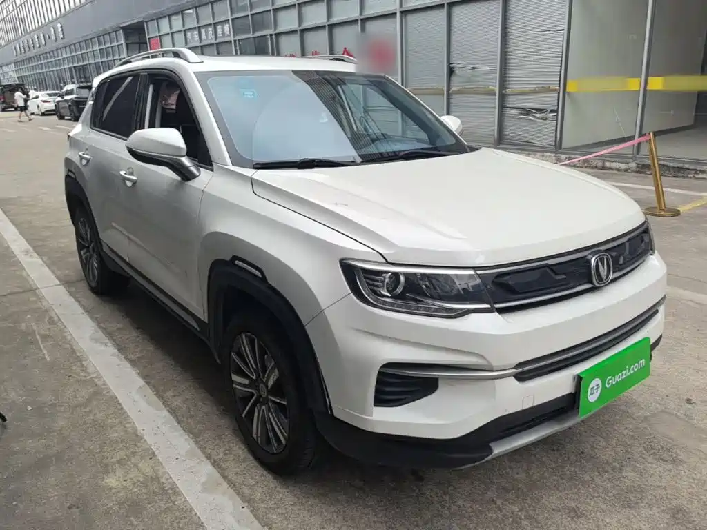 Changan CS35PLUS — фото 4
