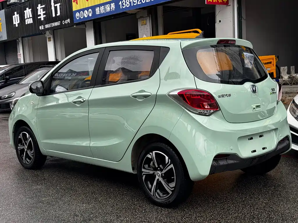 Changan Benben E-Star — фото 3