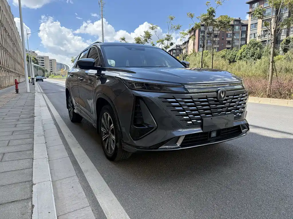 Changan CS75 PLUS — фото 3