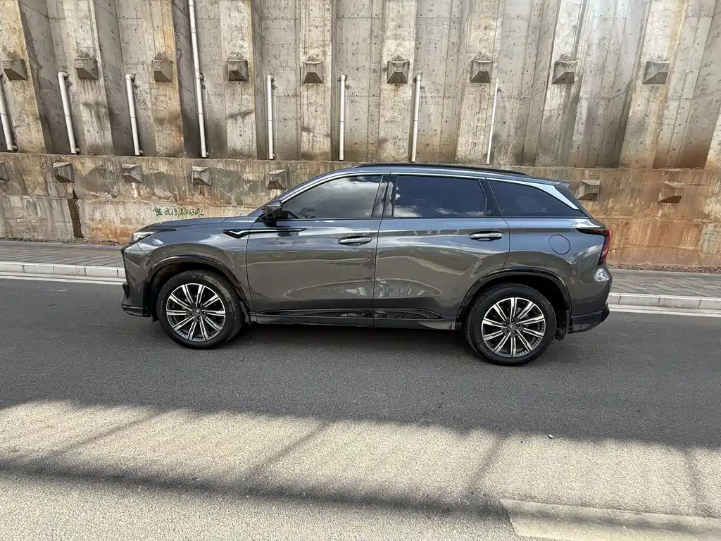 Changan CS75 PLUS — фото 4
