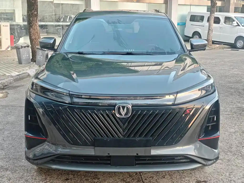 Changan CS75 PLUS — фото 3