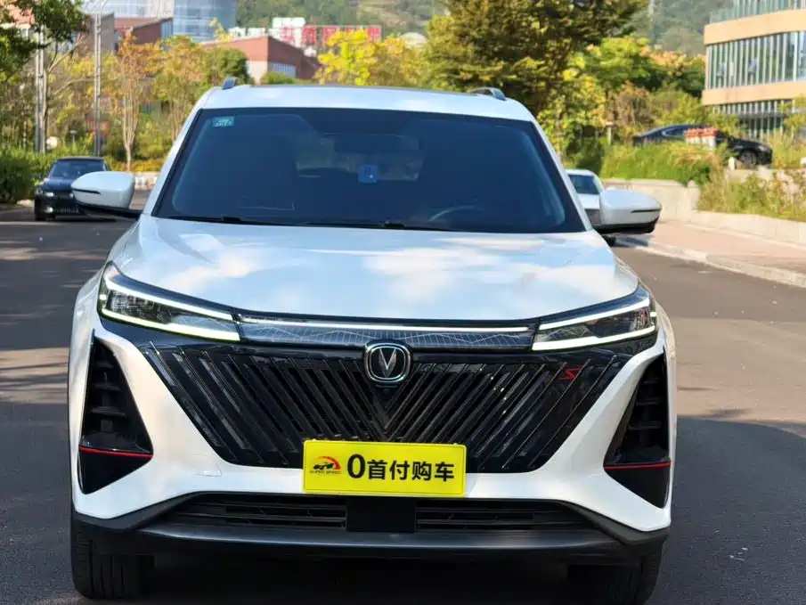 Changan CS75 PLUS — фото 2