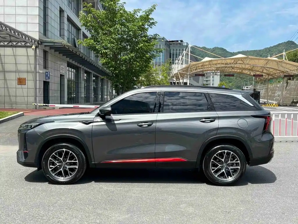 Changan CS75 PLUS — фото 9