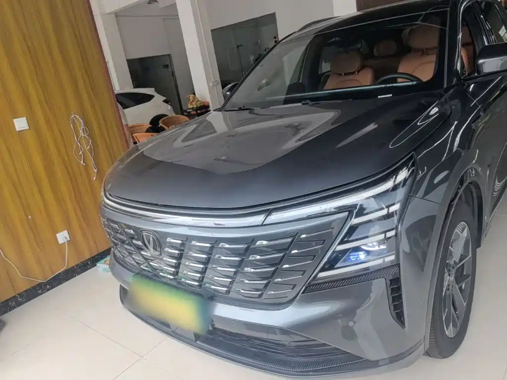 Changan CS75 PLUS — фото 3