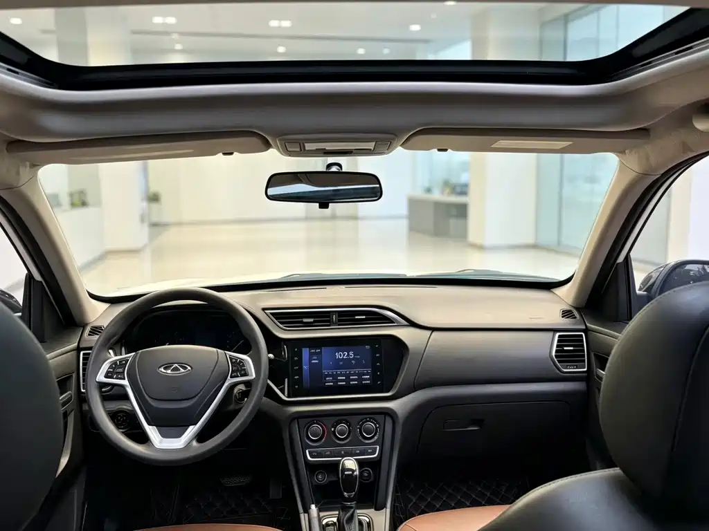 Chery Tiggo 3 — фото 4