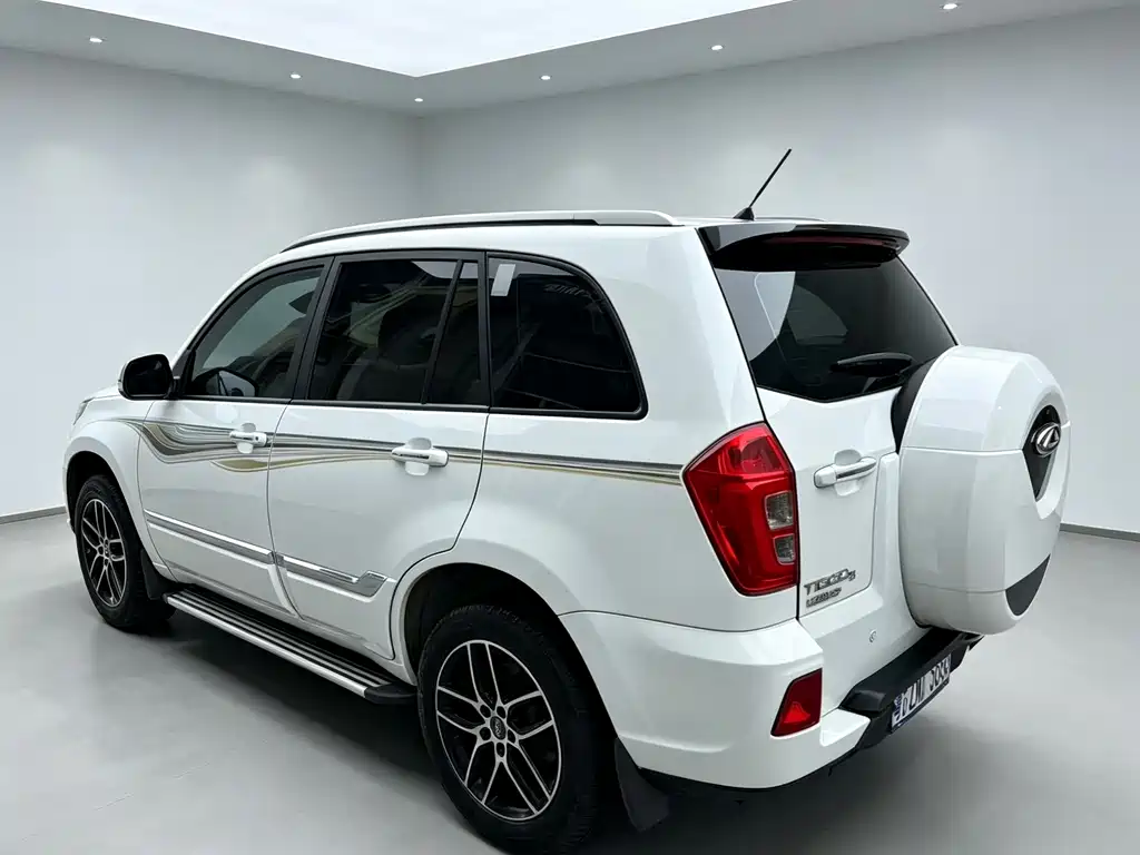 Chery Tiggo 3 — фото 8