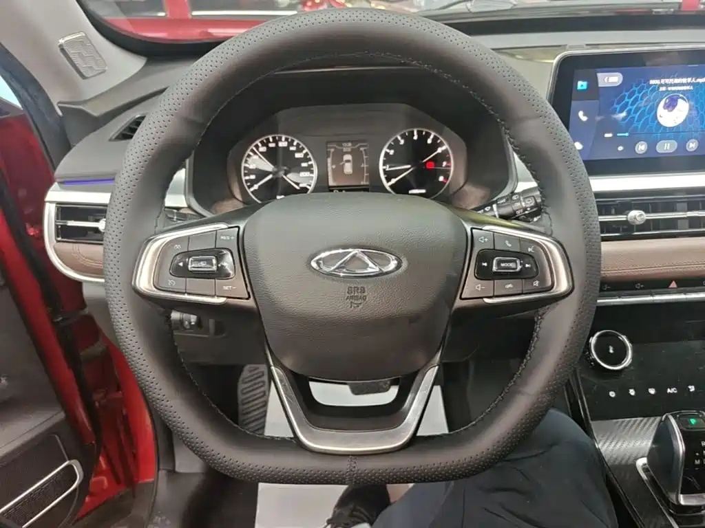Chery Tiggo 7 — фото 11