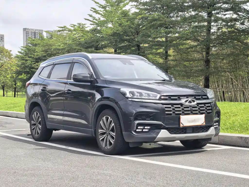 Chery Tiggo 8 — фото 3