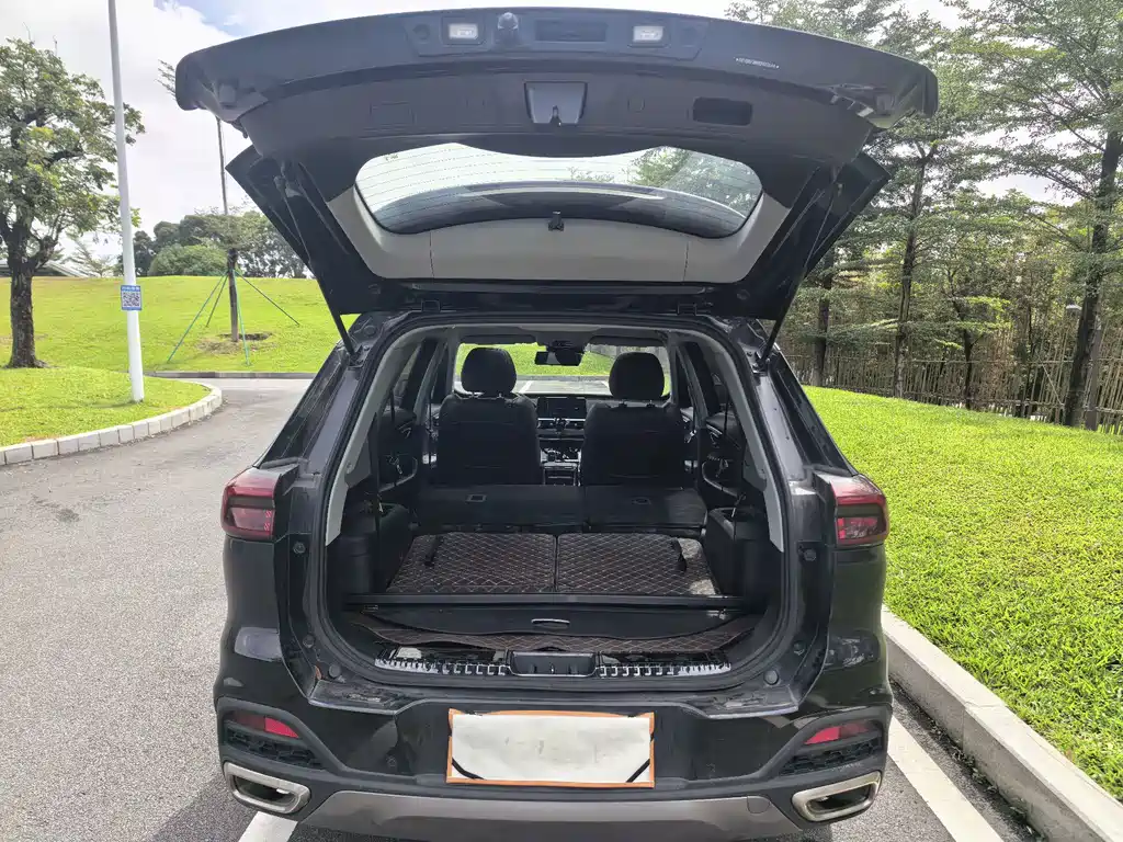 Chery Tiggo 8 — фото 10