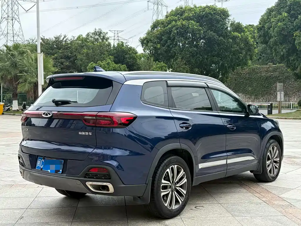 Chery Tiggo 8 — фото 9