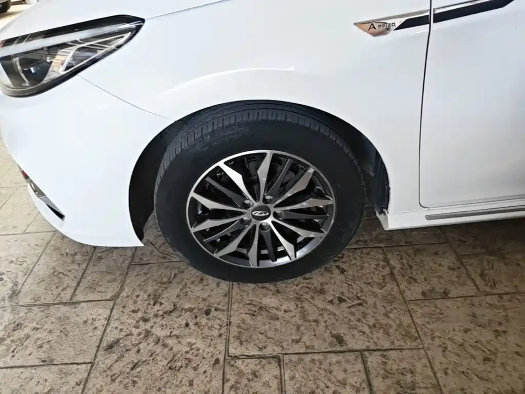 Chery Arrizo 5 PLUS — фото 23