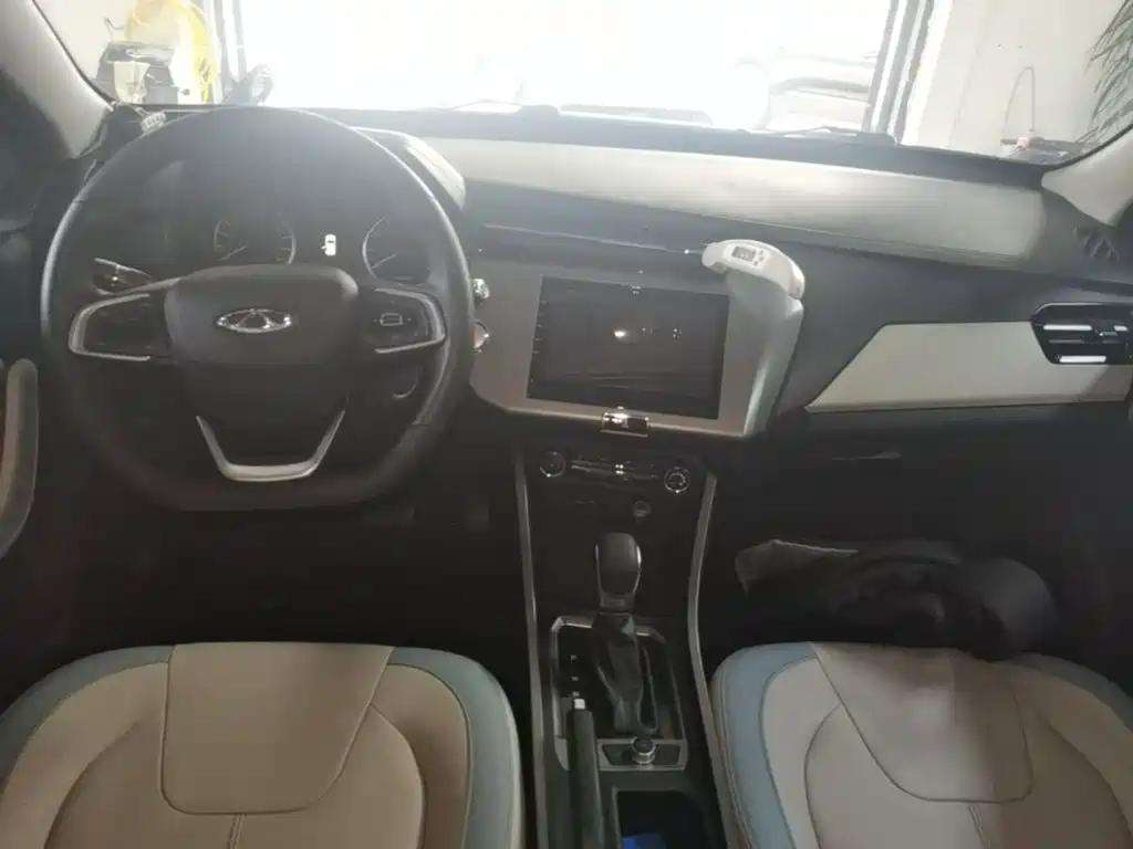 Chery Tiggo 3x — фото 10