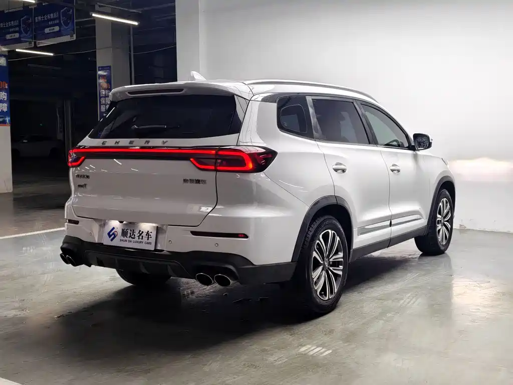 Chery Tiggo 8 — фото 11