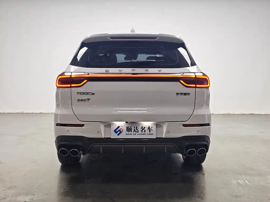 Chery Tiggo 8 — фото 3