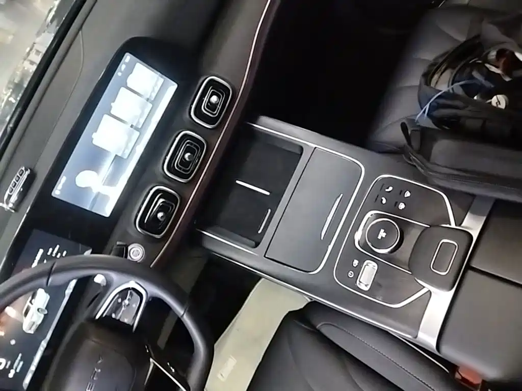 Chery Tiggo 9 — фото 13