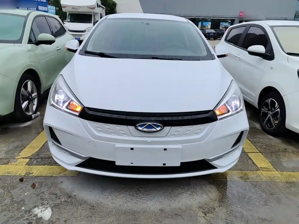 Chery New Energy Arrizo e — фото 3