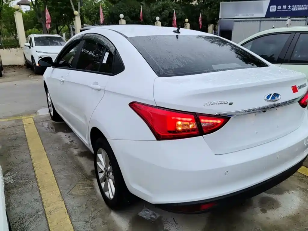 Chery New Energy Arrizo e — фото 5