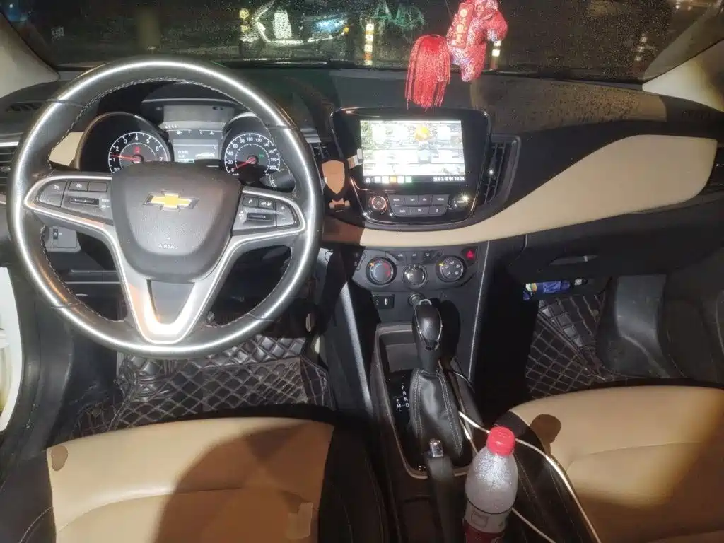 Chevrolet Monza — фото 10