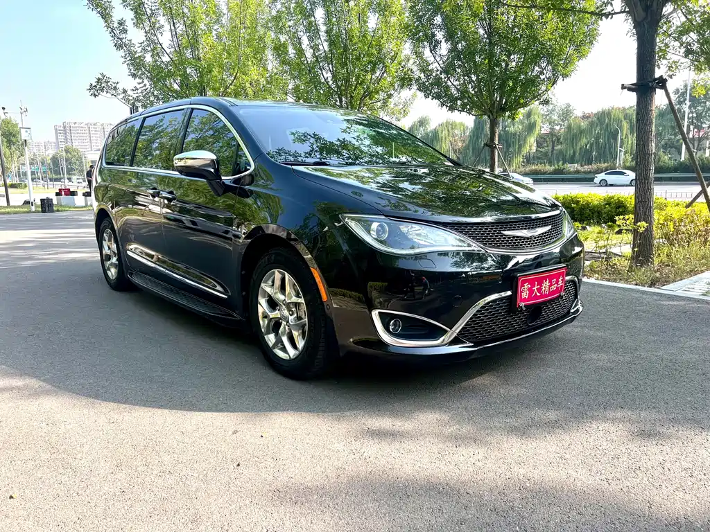 Chrysler Grand Voyager (Import) — фото 2