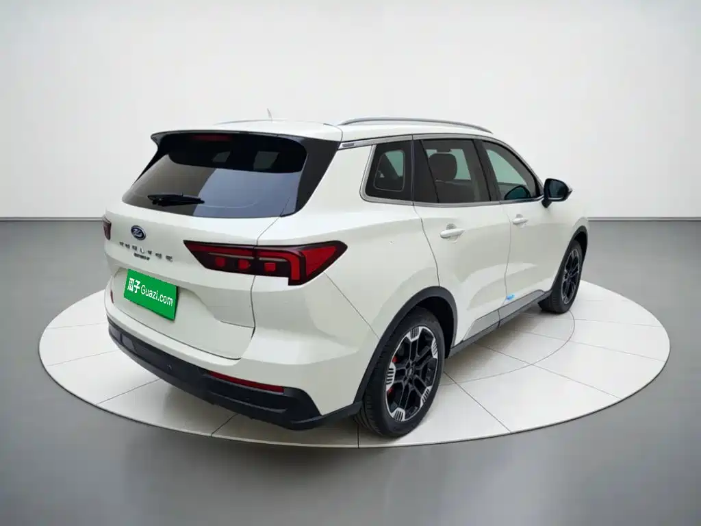 Ford Equator Sport — фото 6
