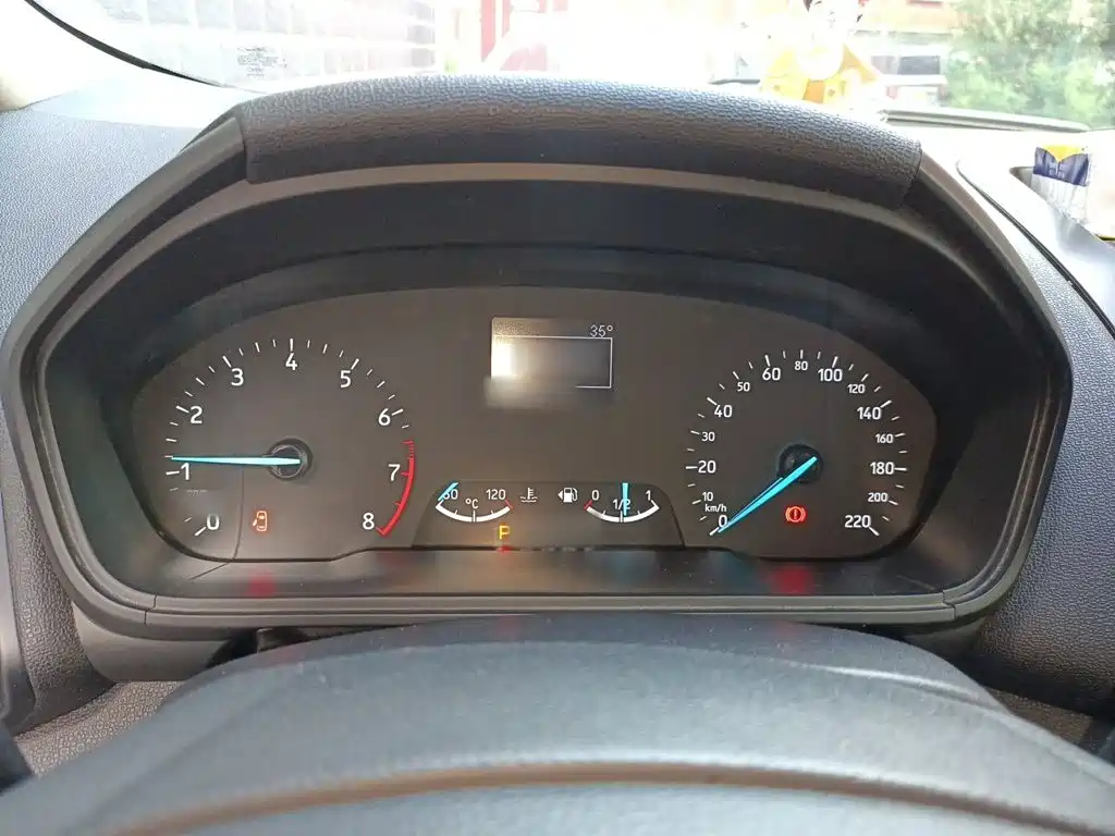 Ford Ecosport — фото 4