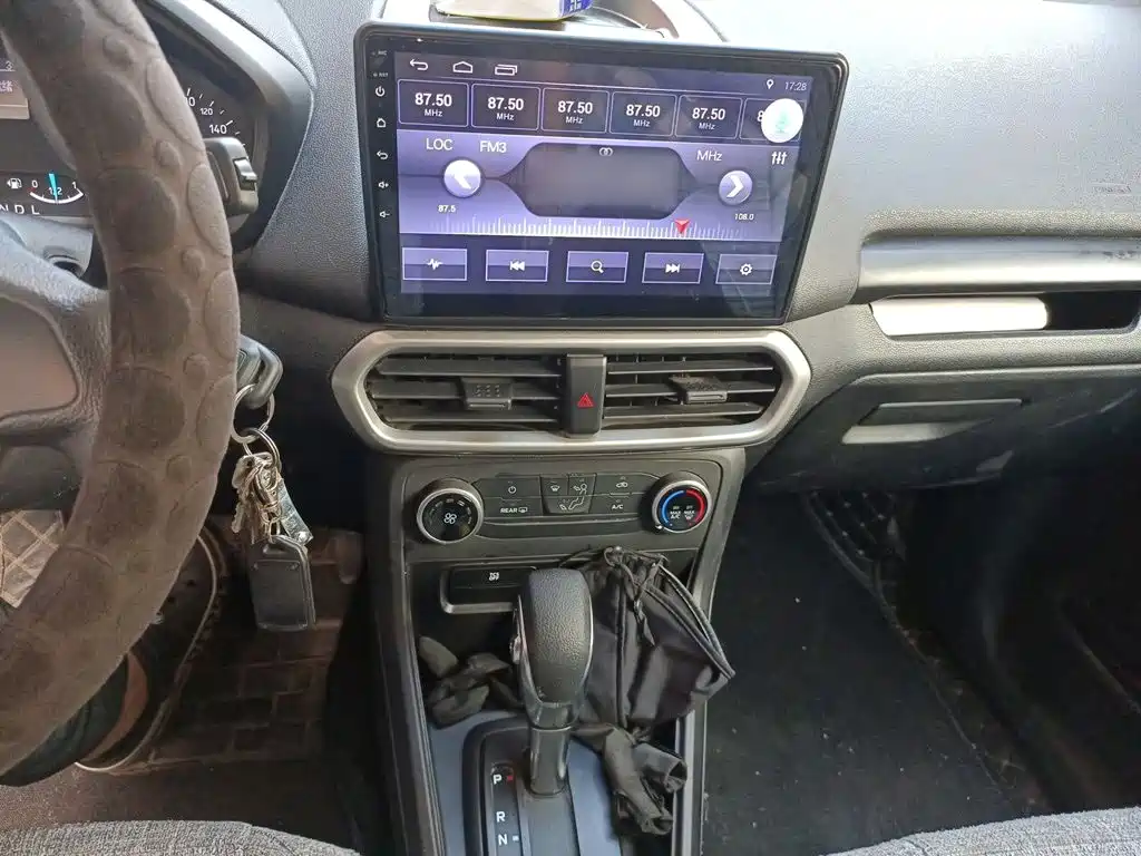 Ford Ecosport — фото 6